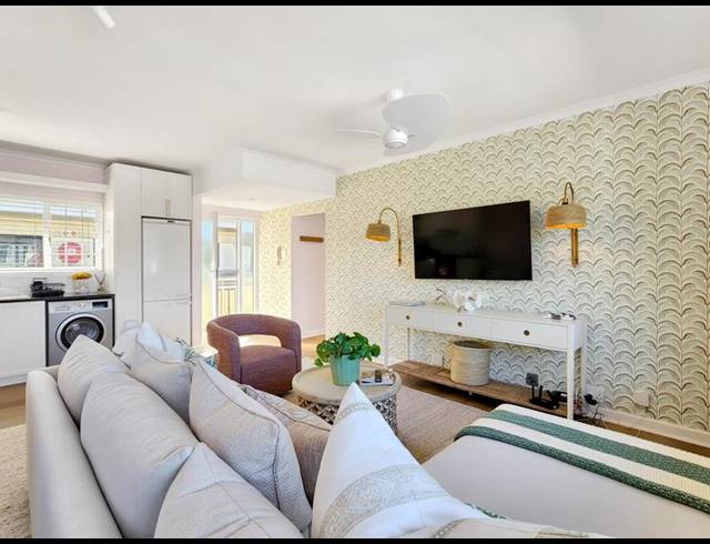 2 BEDROOM PROPERTY TO RENT IN HOUT BAY